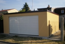 Nošeni dupla garaža sa ravnim krovom i gipsa