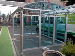Autobusna stanica / 6 mm zid namijenjena za pušenje 3,3x2,5m