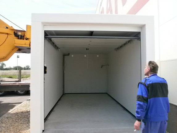 Povećana beton garaža kat sa 298x598 visine 273 cm