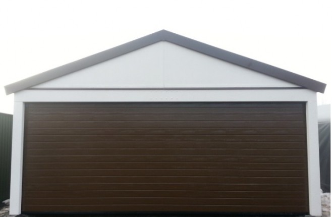 Dupla garaža sa kosom krovu i velika vrata 504x580 cm